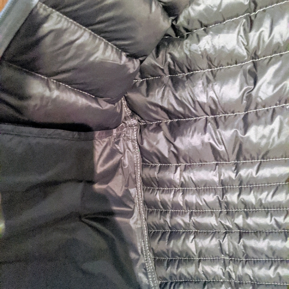 Men's Grey Puffer Jacket - Picture 2 of 6